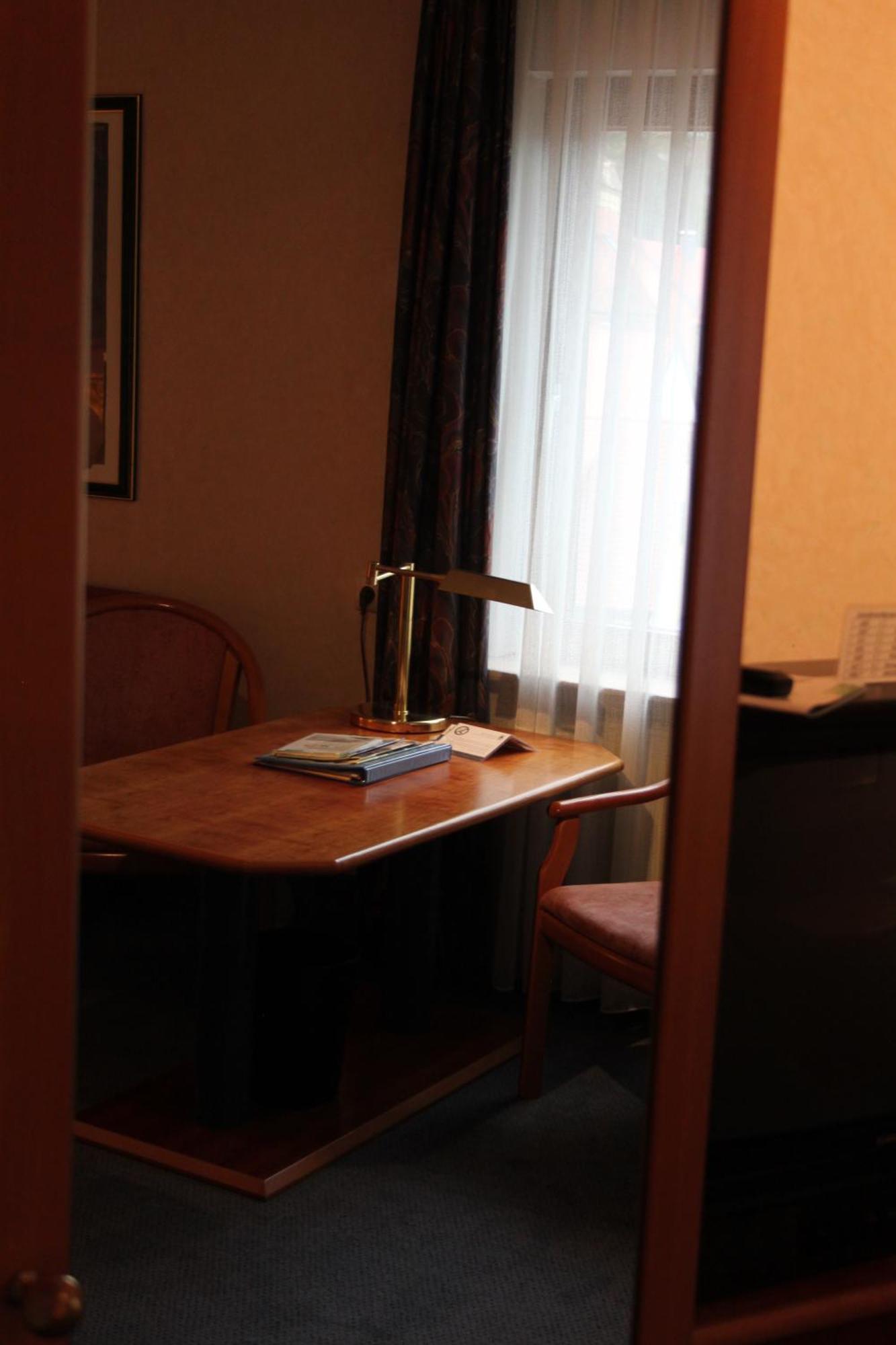 Hotel-Gasthof Die Post Brennerei Frankenhoehe Schillingsfürst Værelse billede
